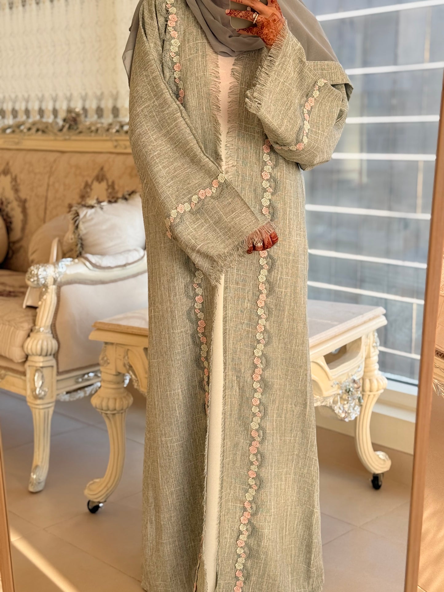 Maryam Floral Abaya with Inner