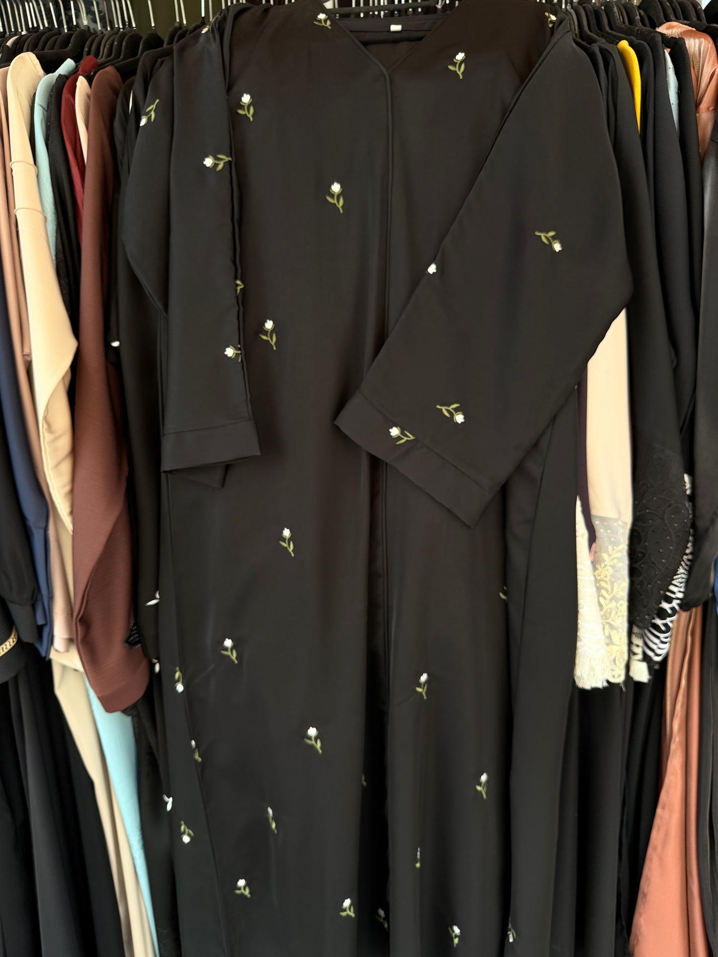 Manal Tulip Abaya
