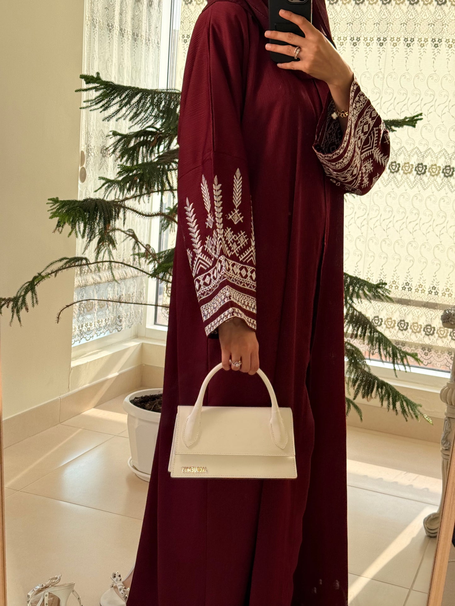 Rasha Maroon Zoom Abaya
