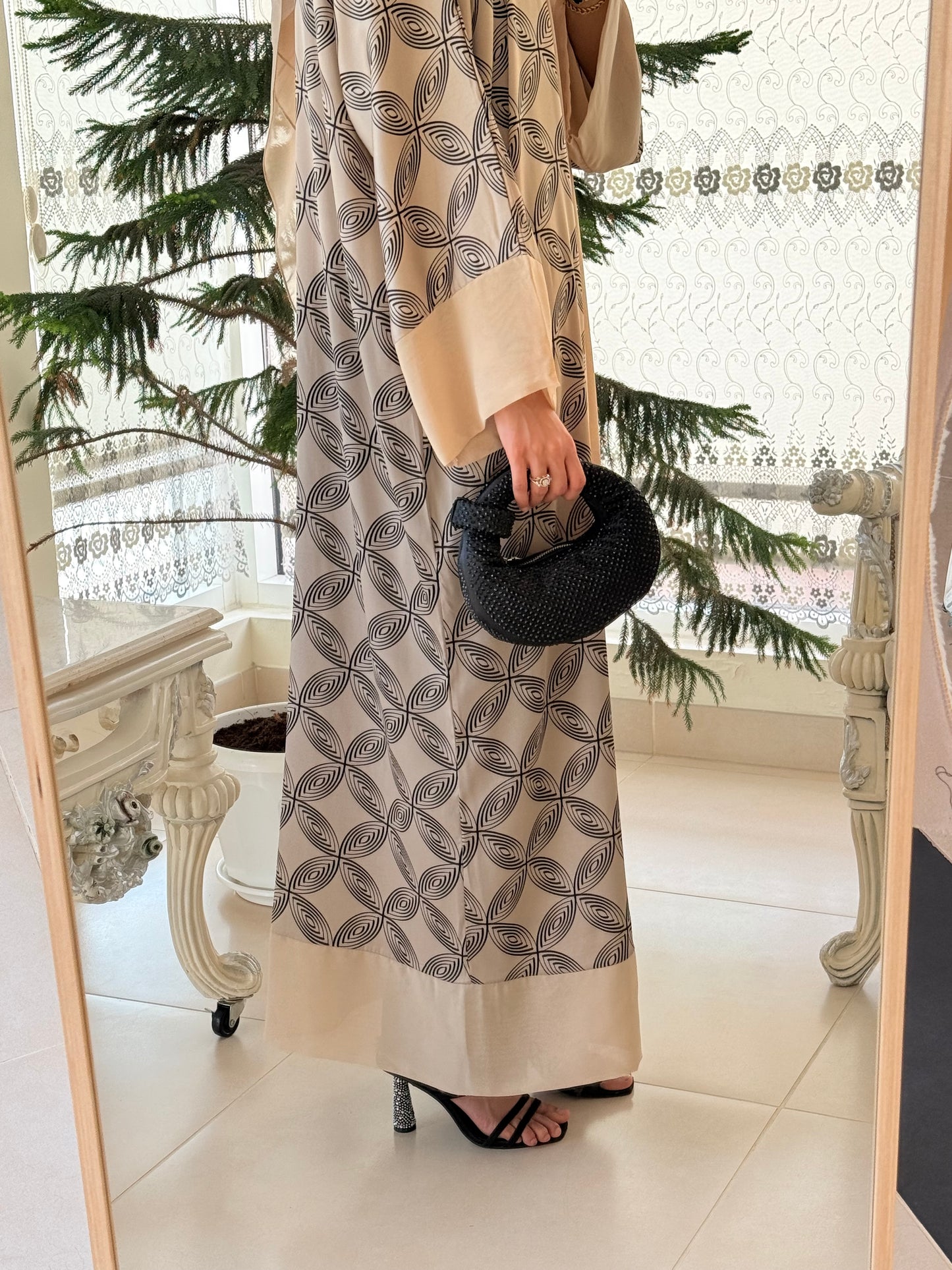 Farha Beige Kimono