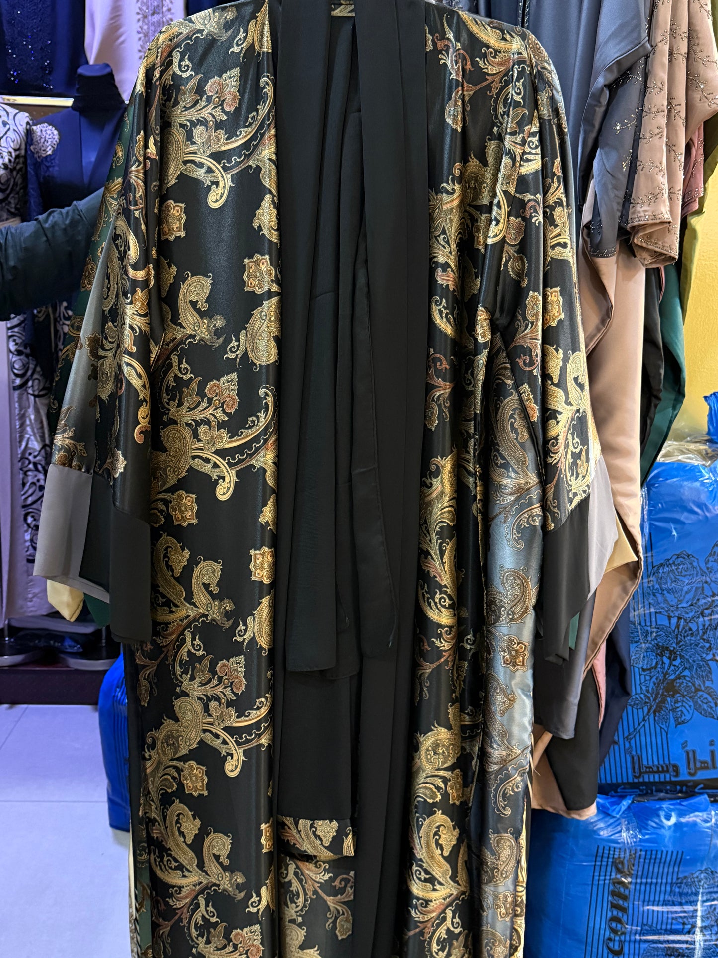 Black Mixed Print Kimono
