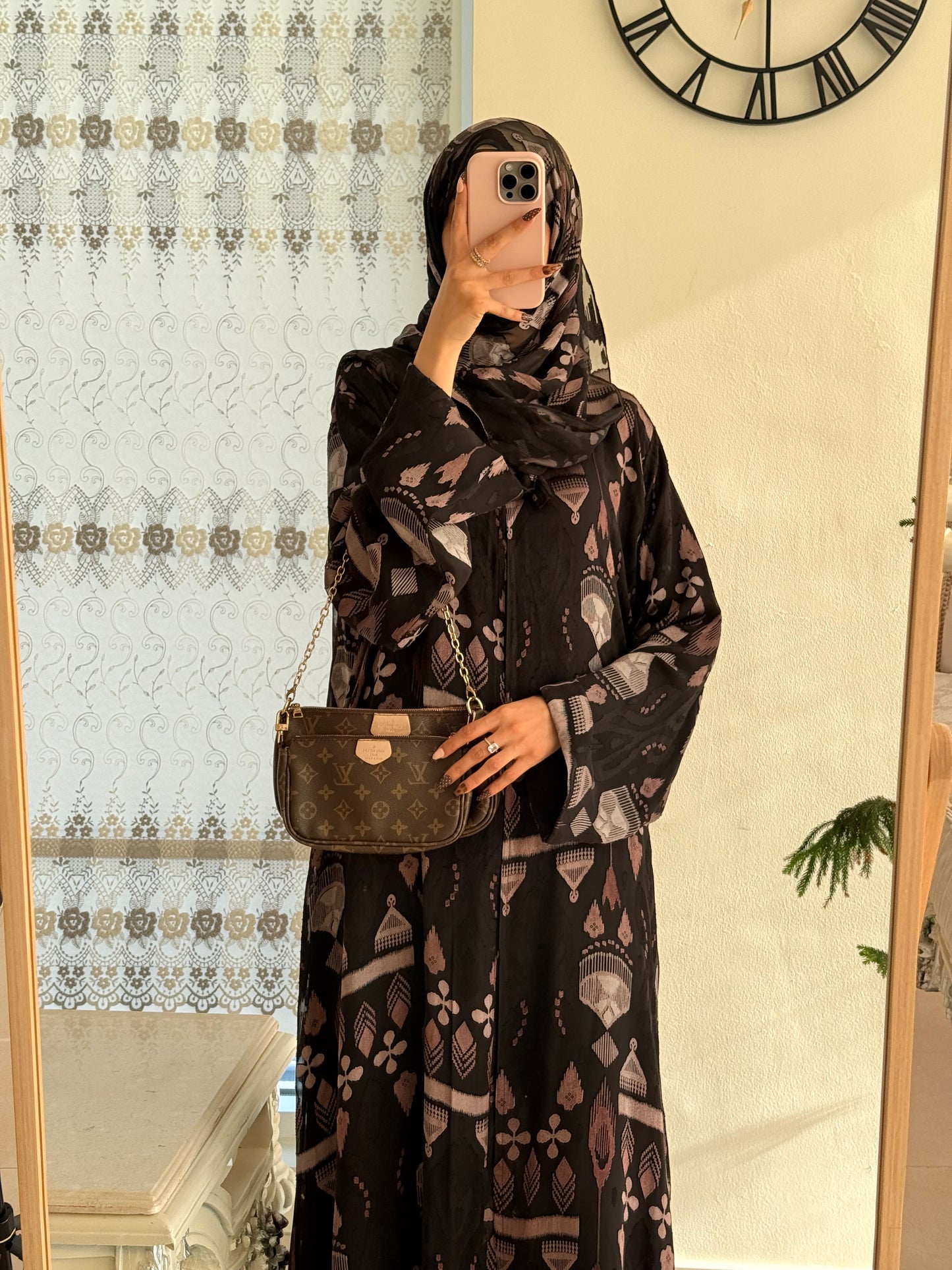 Zarah Luxury Brasso Dubai Abaya