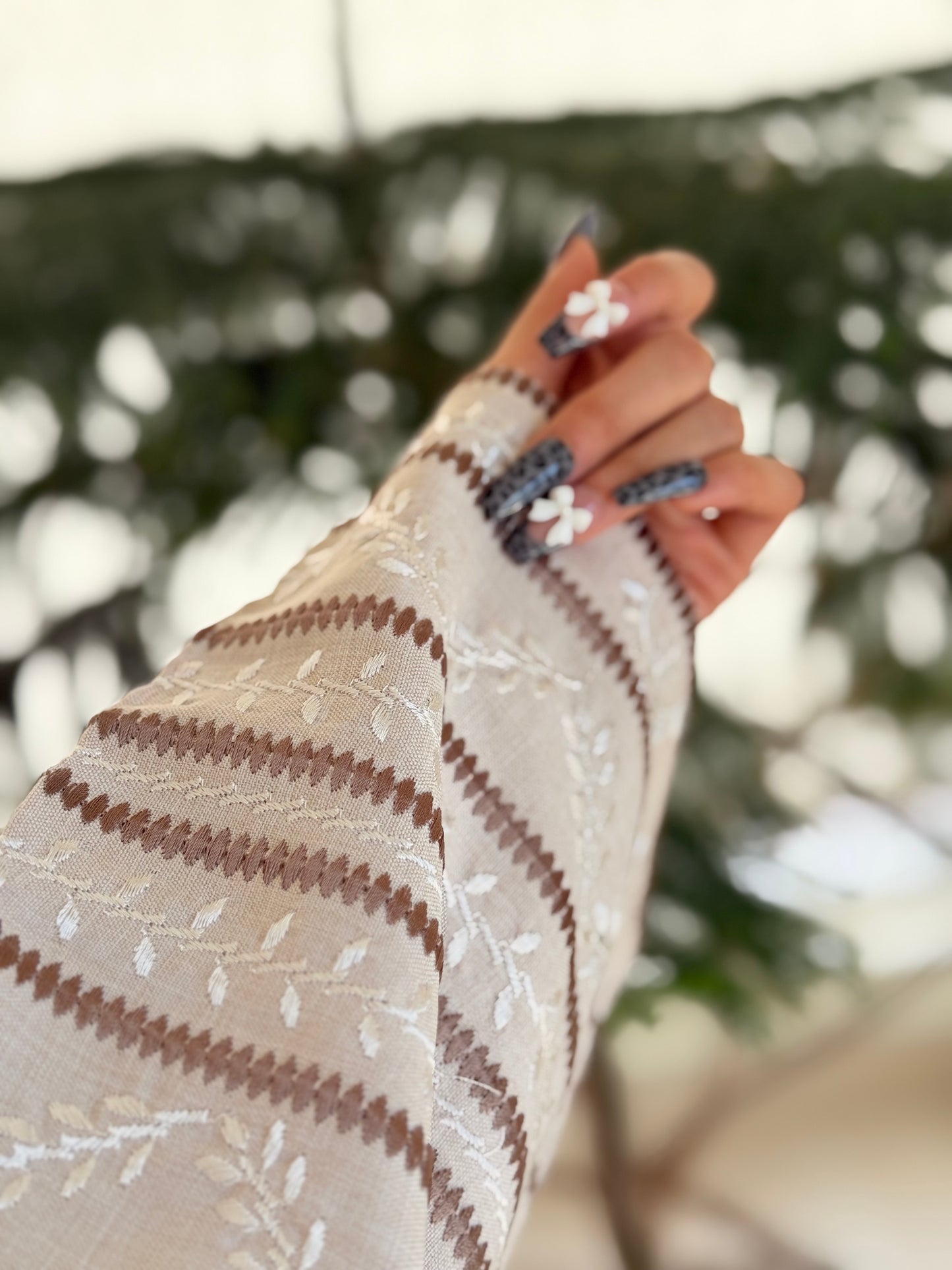 Madya Luxury Linen Abaya