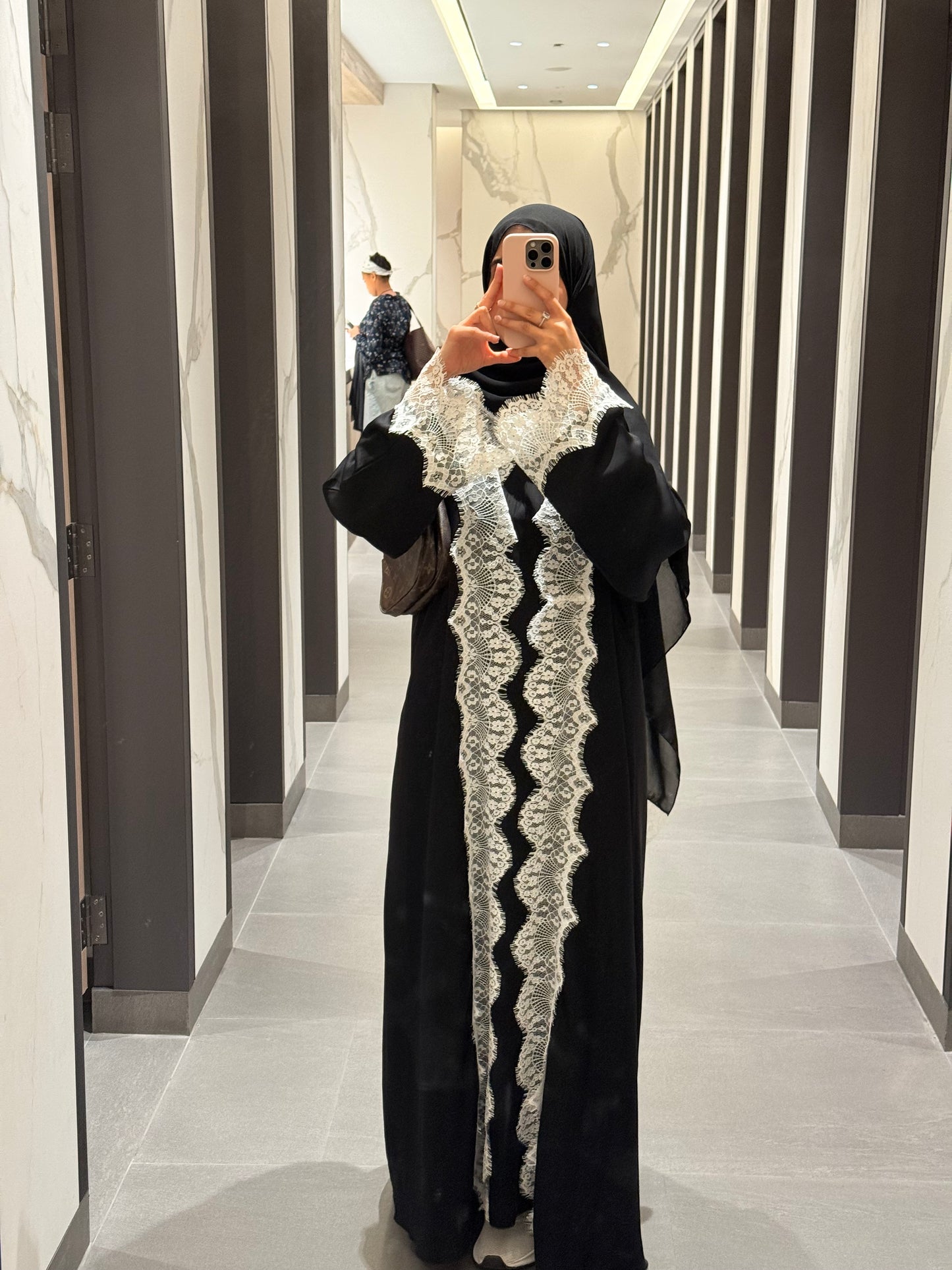 Layali Noir Full Laced Abaya