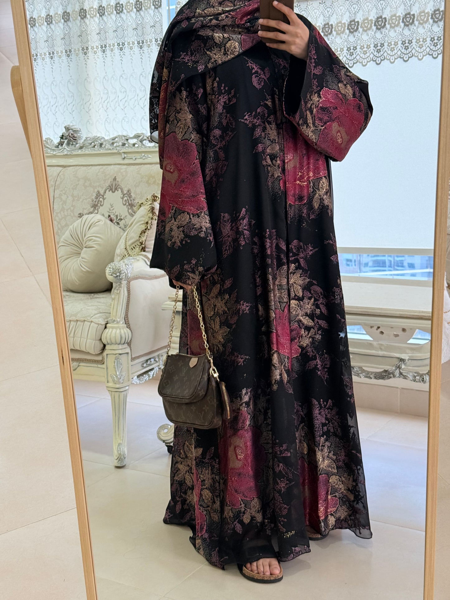 Raha Luxury Abaya with Brasso Effect