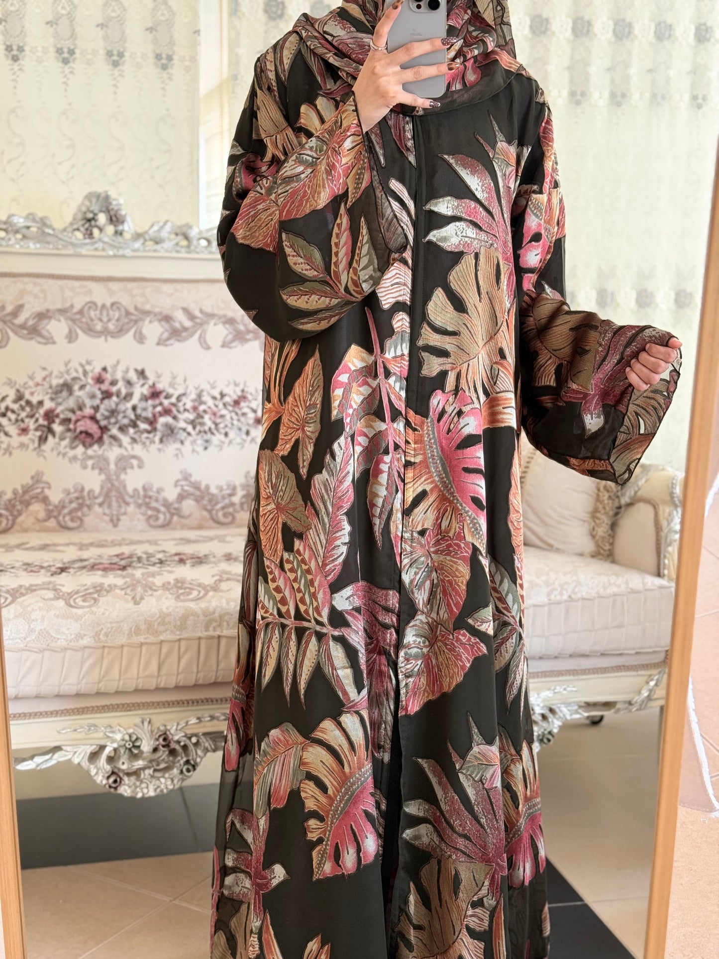 Safa Olive Brasso Dubai Abaya