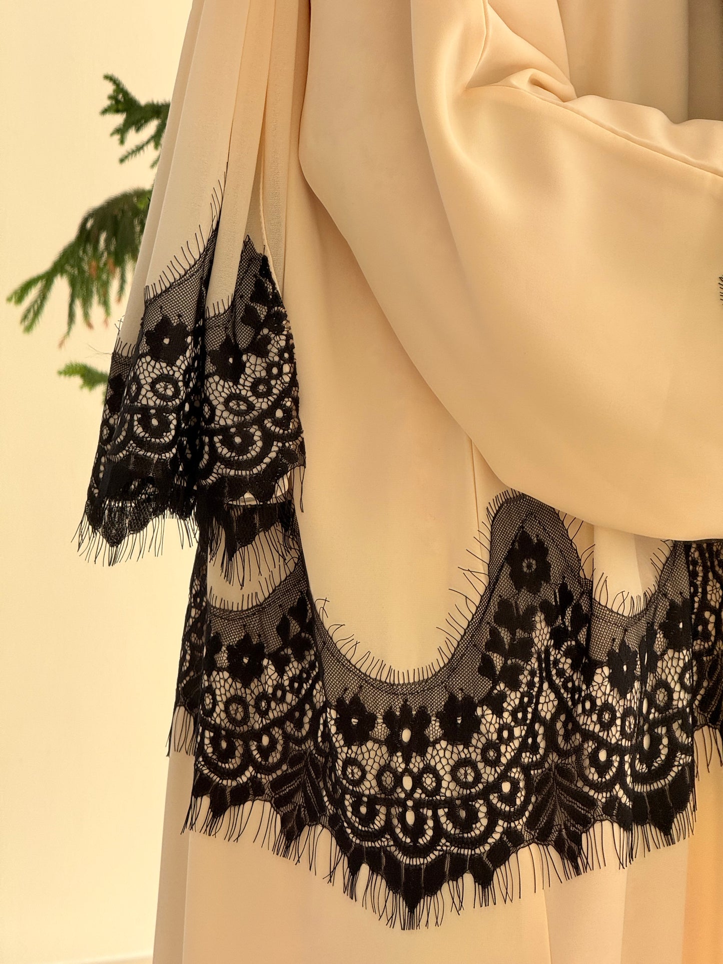 ‘Farya’ Cream and Black Laced Abaya