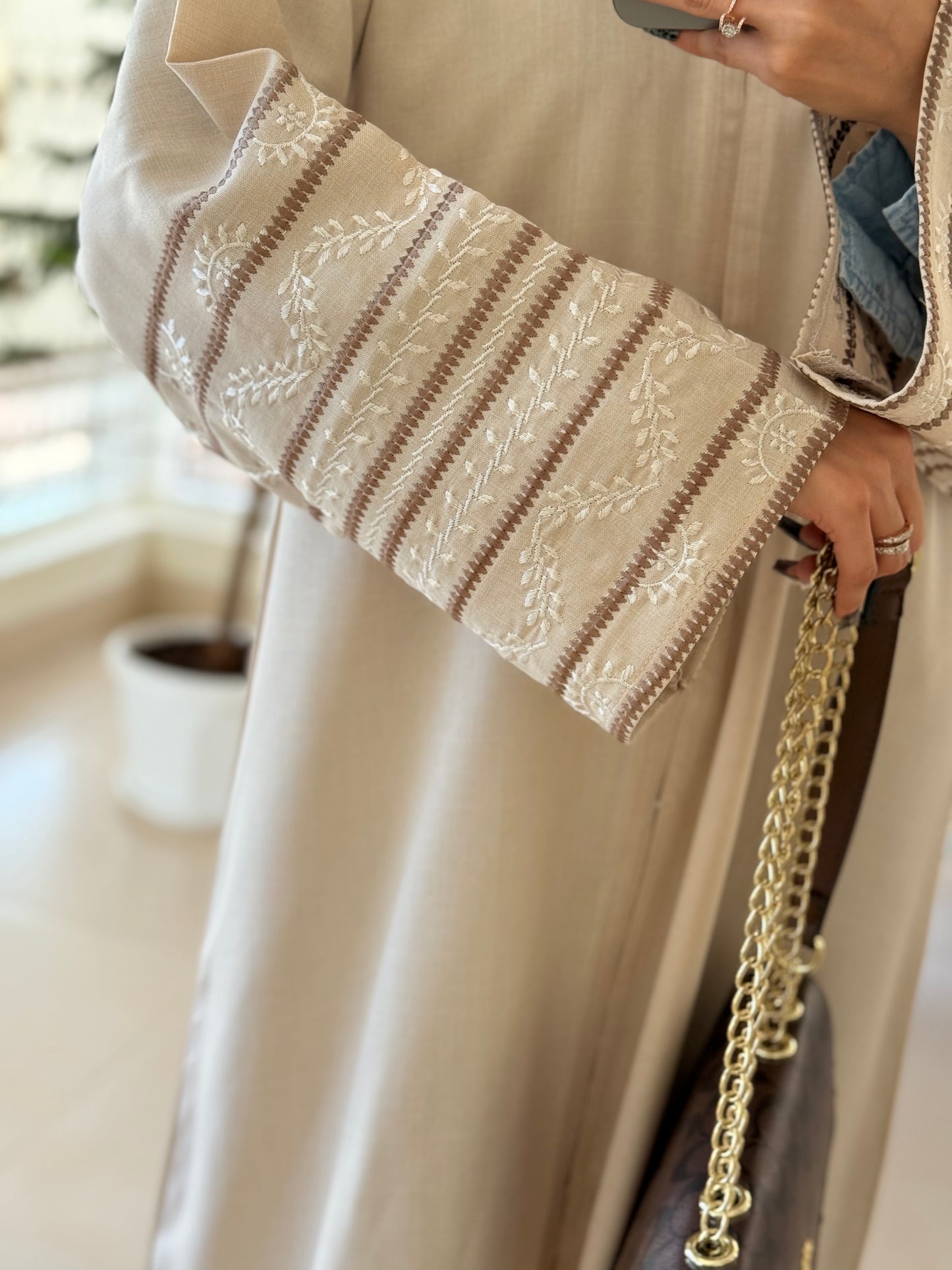 Madya Luxury Linen Abaya